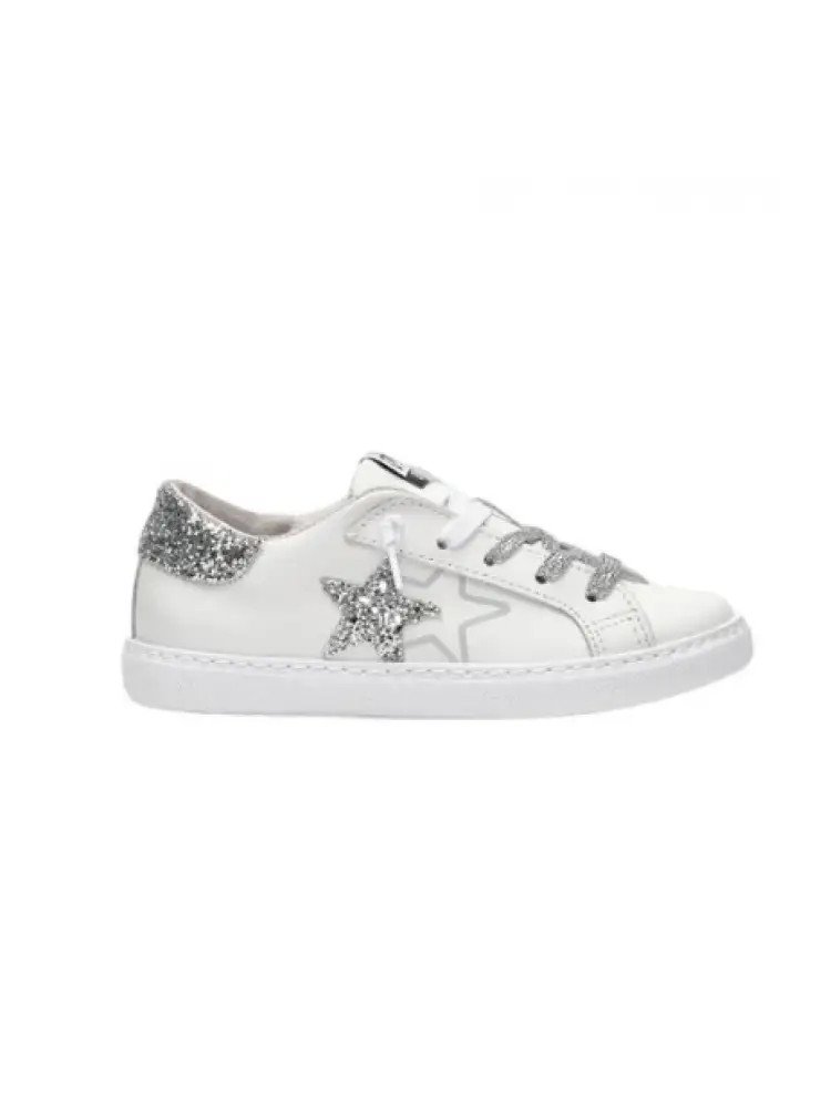 sneakers junior low in pelle bianca con dett.agli in glitterati argento