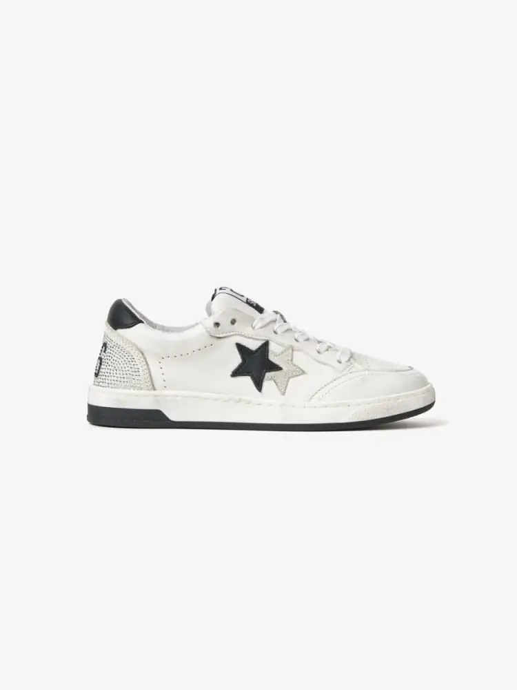 sneakers week star in pelle bianco con dettaglio nero e strass