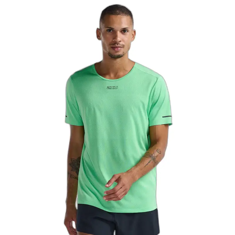 Maglia 2XU Light Speed Tech