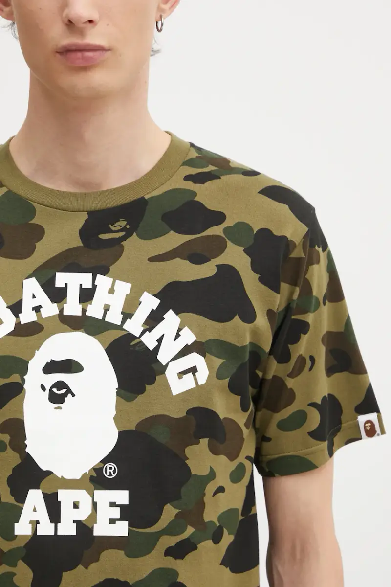 A Bathing Ape T-shirt Uomo Verde 3620636 miniatura 4