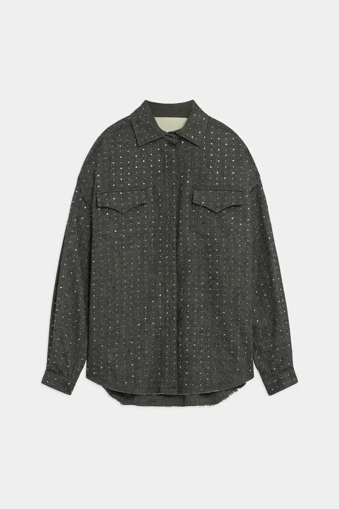 Camicia grigia over in panno con borchie