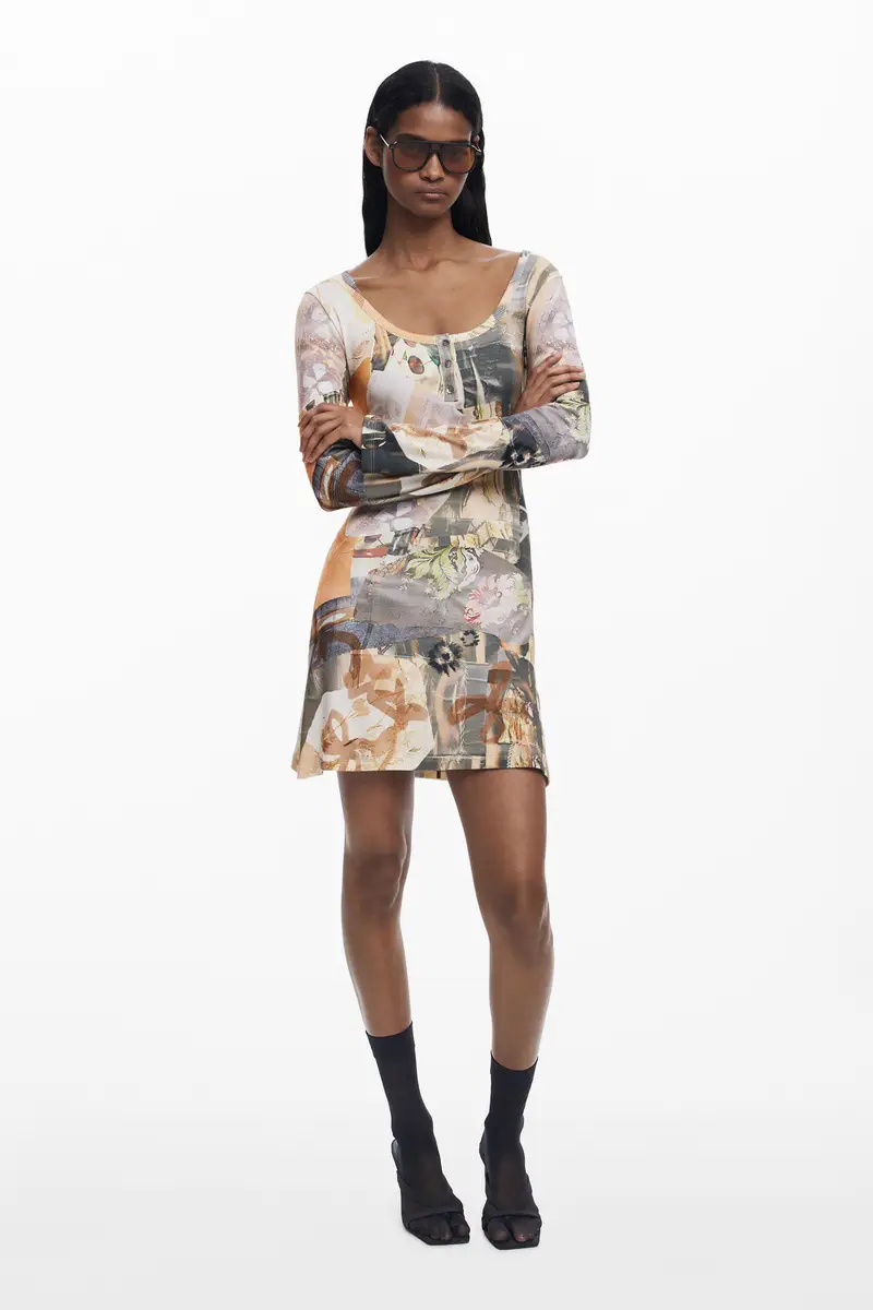 Abito con ritagli spazio