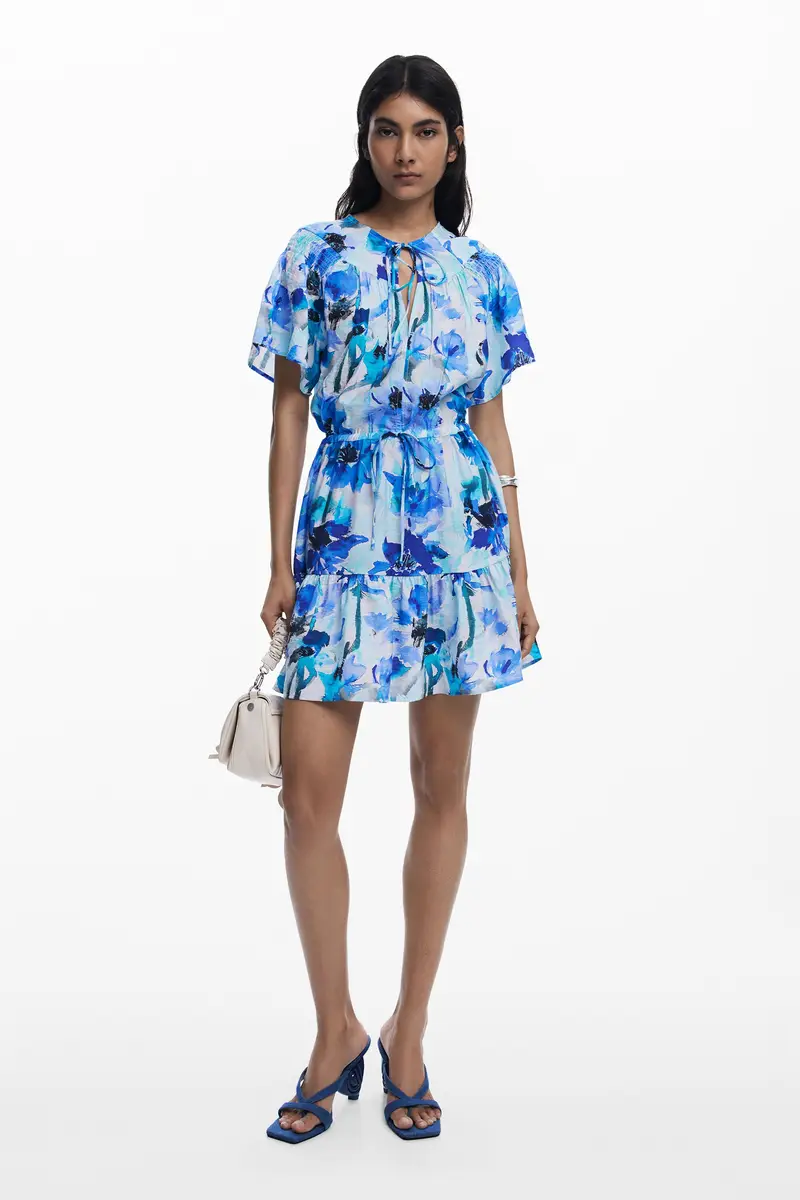 Abito corto fluido con fiocco