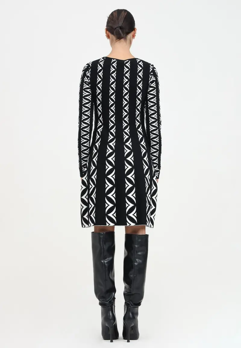 Abito corto nero da donna con fantasia a righe e motivo geometrico miniatura 3
