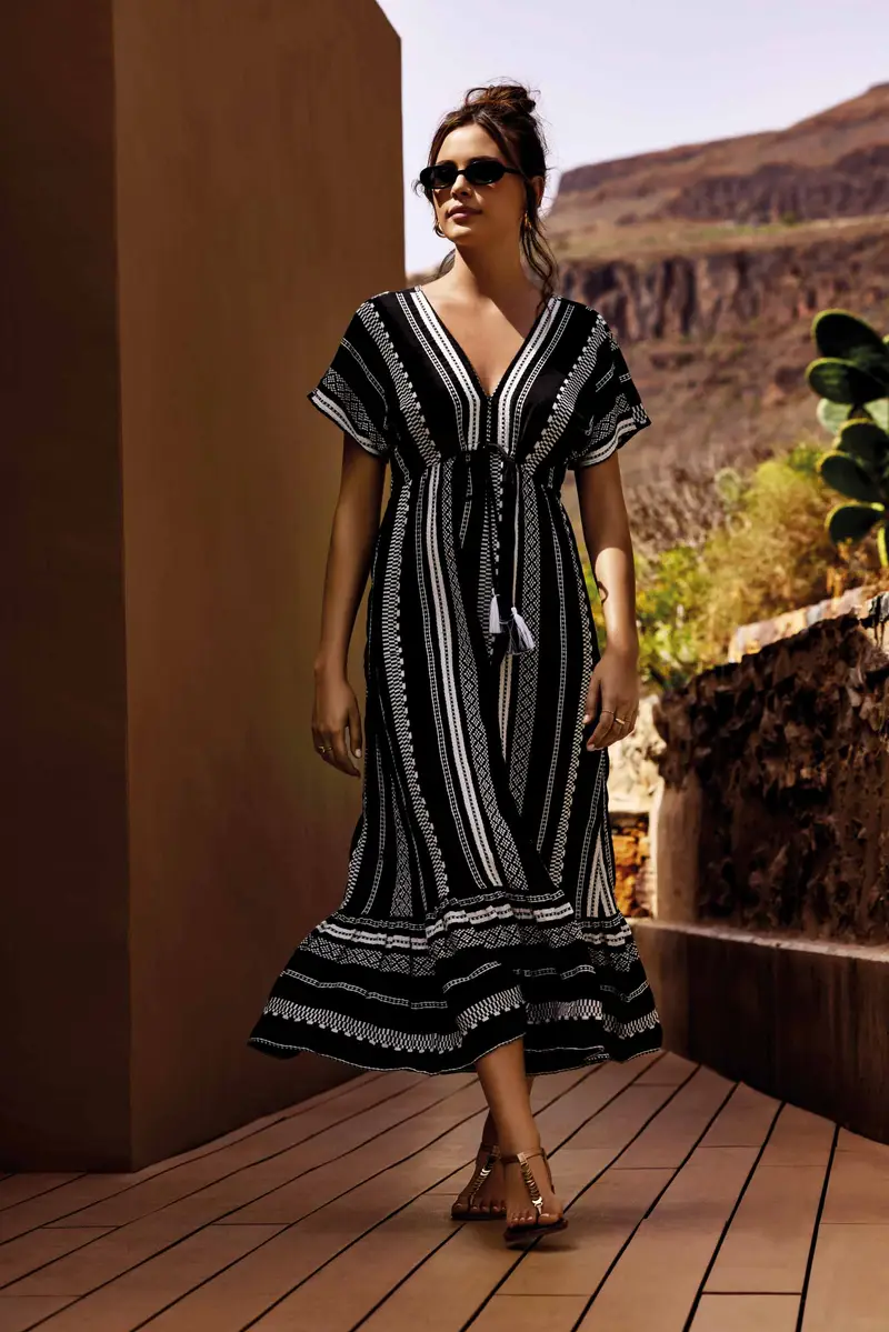 ABITO LUNGO ASIA | Colore: Nero | Taglia: XL