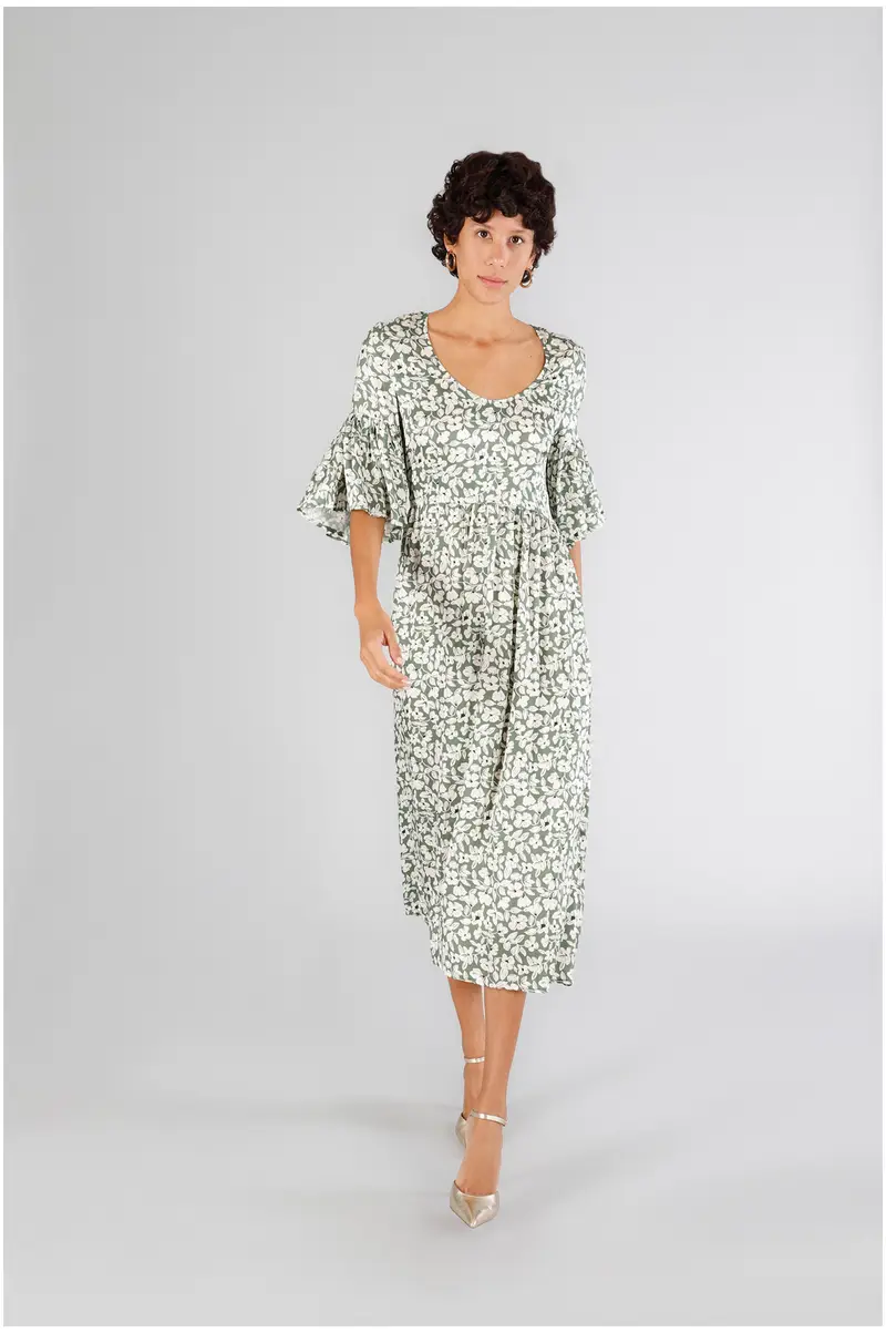 abito lungo con scollo rotondo in satin fiore verde l