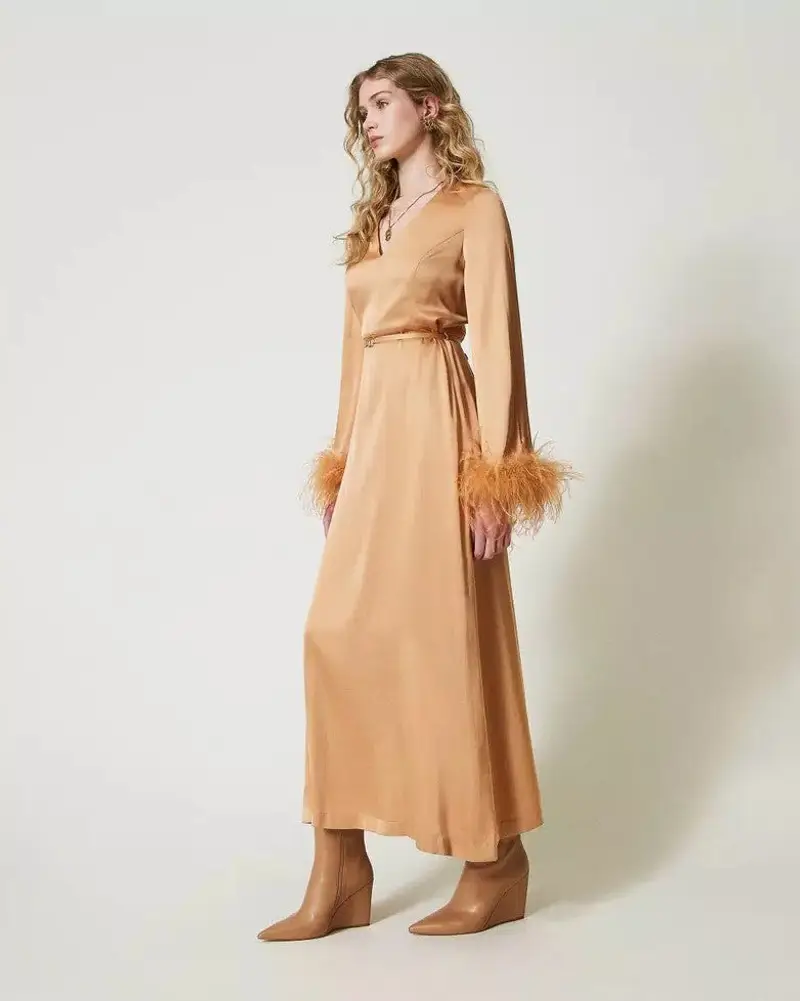 Abito lungo in raso con piume Arancio miniatura 3