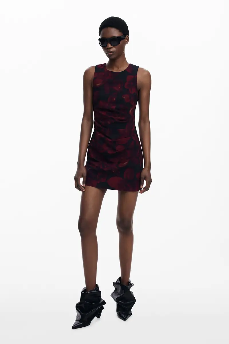 Abito scamiciato arricciato