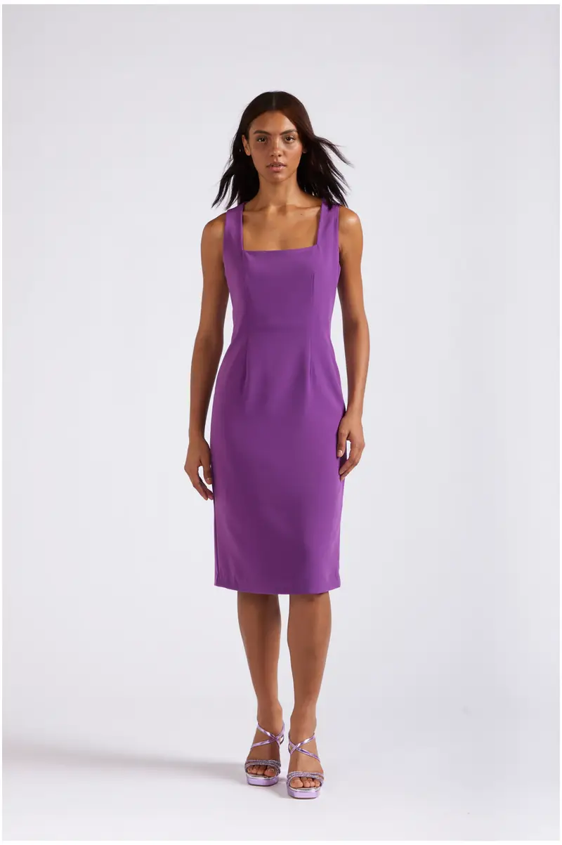 abito smanicato con scollo quadrato viola