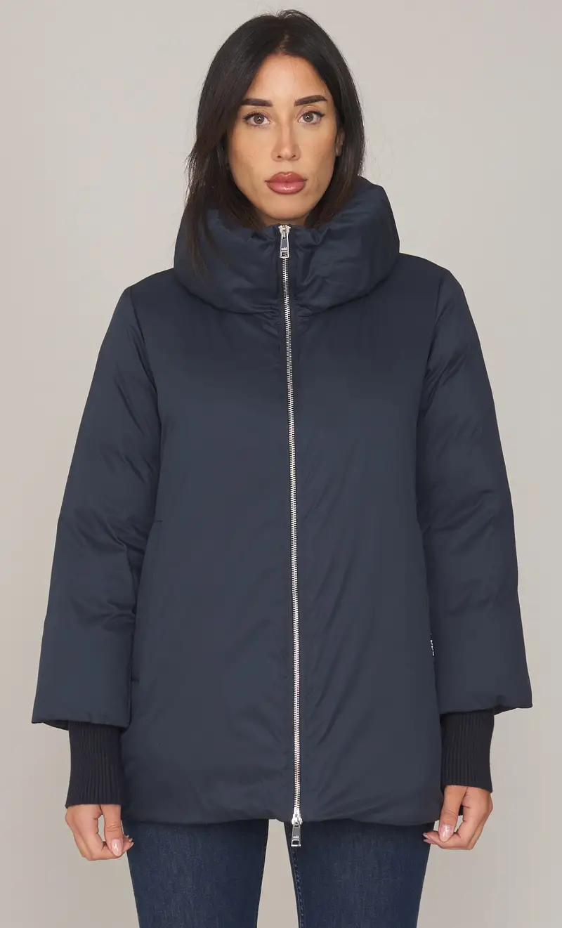 Piumino lungo add svasato liscio con manicotti, colore blu