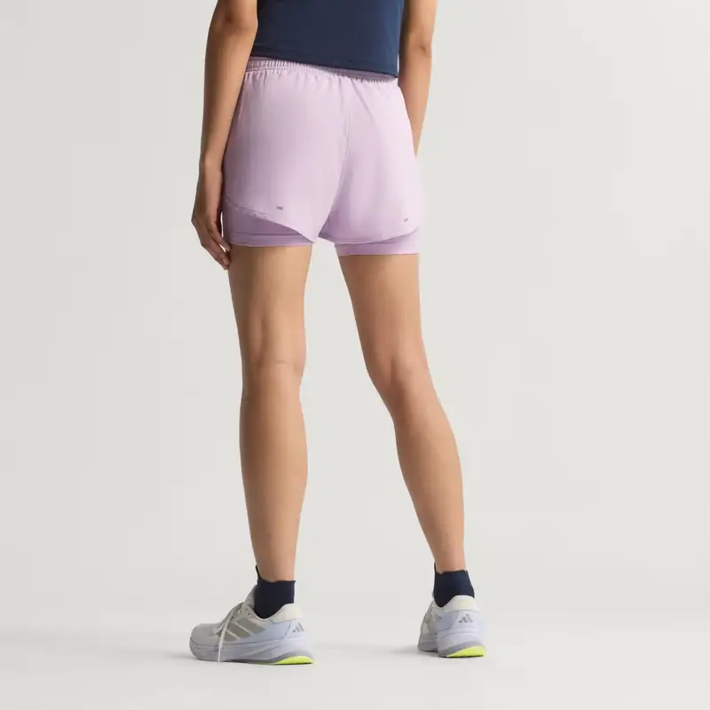 BMW BERLIN-MARATHON 2025 2IN1 SHORT DONNA Powder Plum miniatura 2