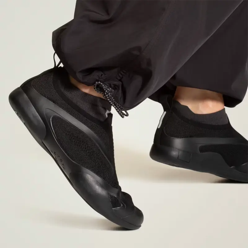 By Stella McCartney Taekwondo Core Black miniatura 2