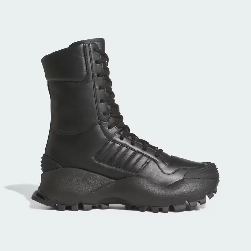 Chavarria Forum Boot Core Black