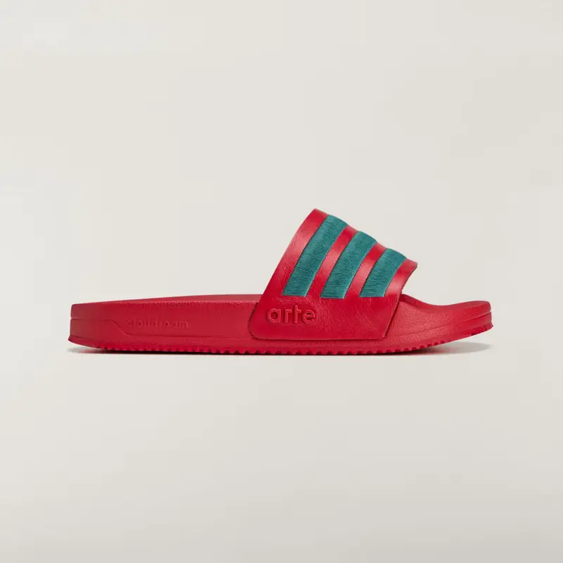 Ciabatte adilette adidas x Arte Antwerp Better Scarlet