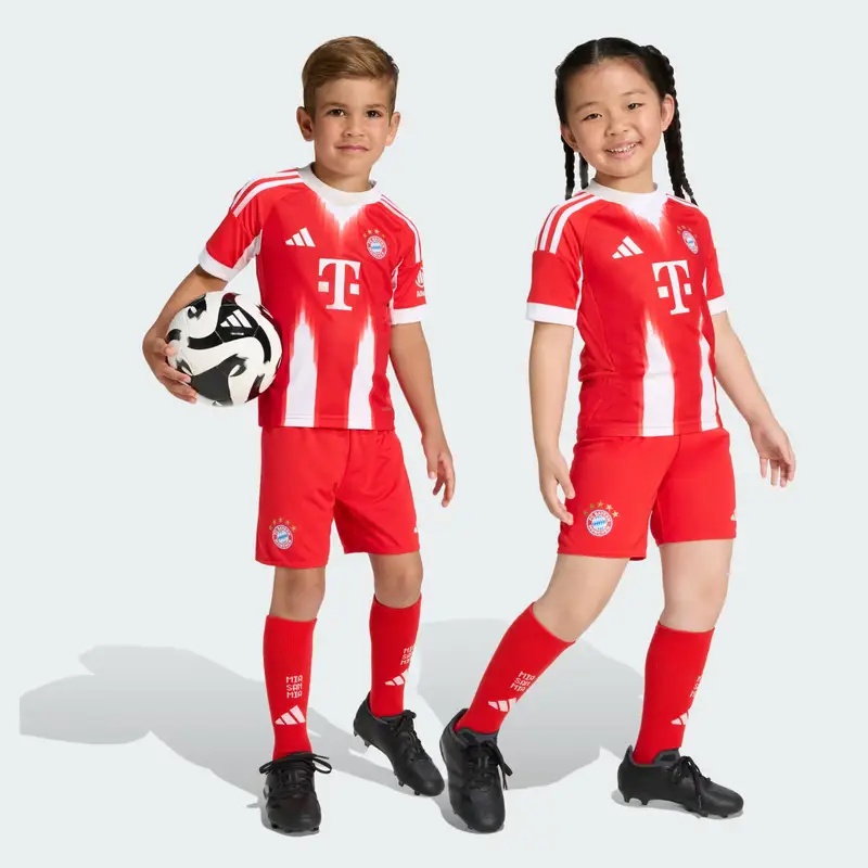 FC Bayern 25/26 Casa Mini Kit Bambini Red