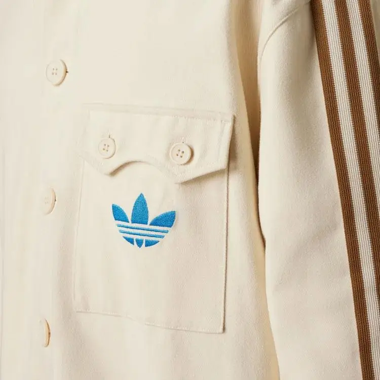 Giacca Adidas Originals SS23 Serie Adicolor Anni 70 Retro Monopetto Maniche Lunghe Tinta Unita Giacca Uomo Beige IP6988 S miniatura 3