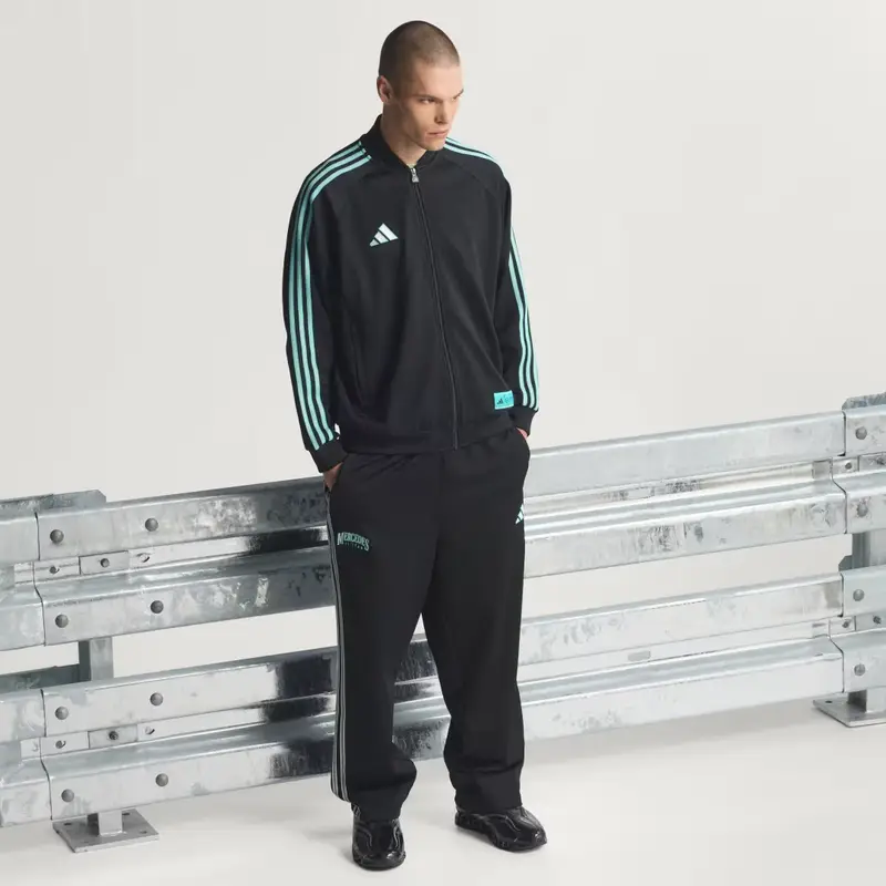 Giacca da allenamento da uomo Mercedes - AMG Petronas Formula One Team Las Vegas Black miniatura 2