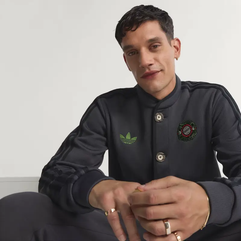 Giacca da allenamento Wiesn Authentic Janker FC Bayern Monaco Utility Black miniatura 4