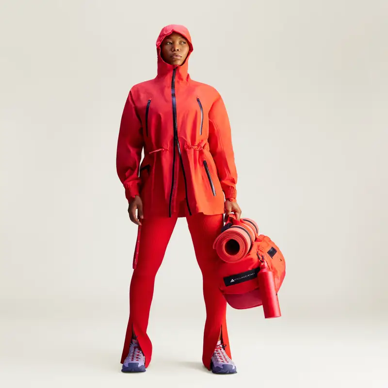 Giacca impermeabile adidas by Stella McCartney TrueNature Short Active Red miniatura 4