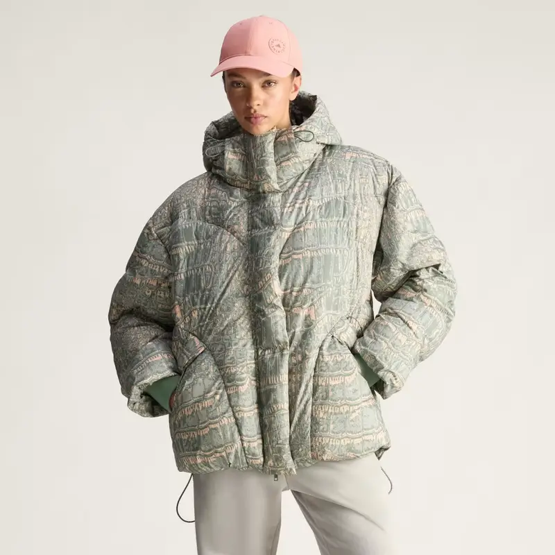 Giacca invernale imbottita con motivo stampato adidas by Stella McCartney Soft Powder