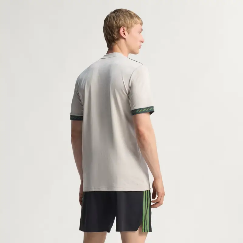 Maglia Wiesn 25/26 Bayern Monaco Beige miniatura 2