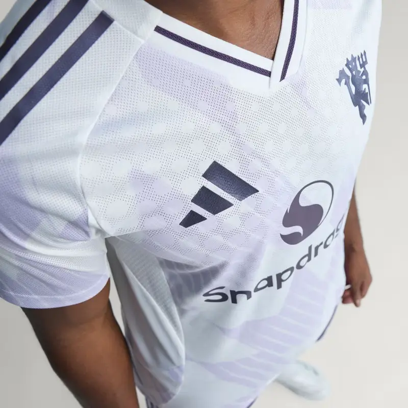 Manchester United 25/26 Maglia Away Authentic White miniatura 3