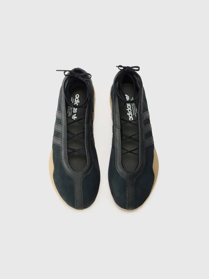 Ballerina con cinturino 'TAEKWONDO MEI' nero miniatura 3