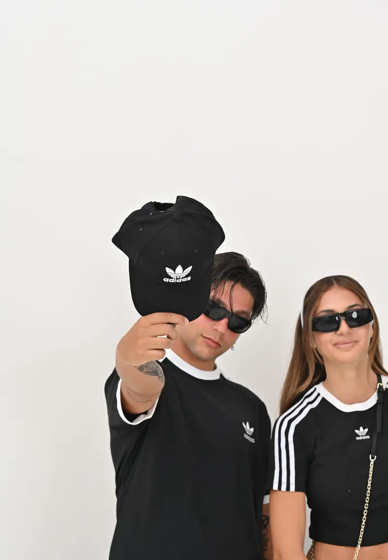 ADIDAS ORIGINALS Cappello con visiera Adicolor Classic Trefoil nero per uomo e donna miniatura 2
