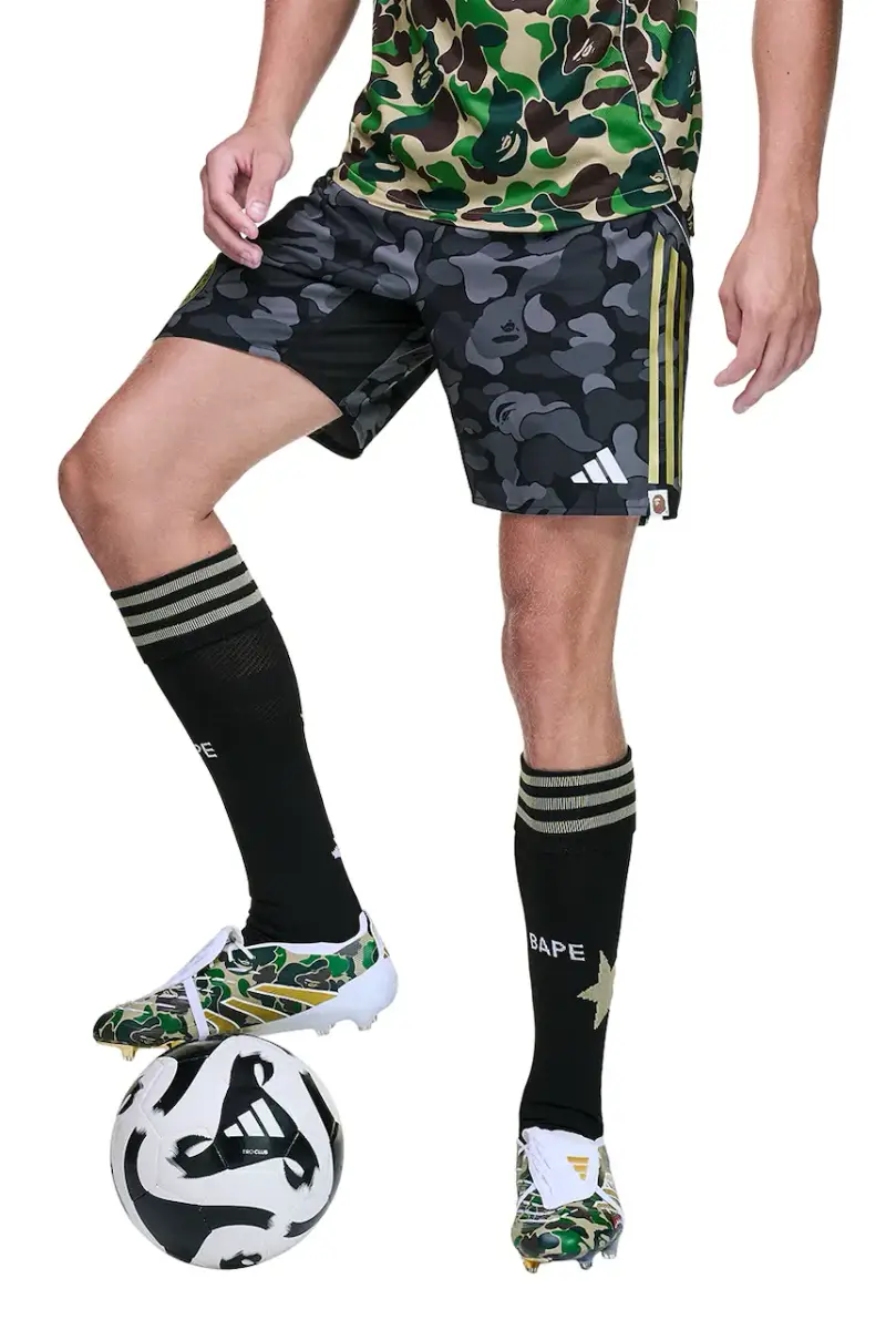 pantaloncini BAPE FB SHORTS uomo colore nero KB2204 miniatura 2