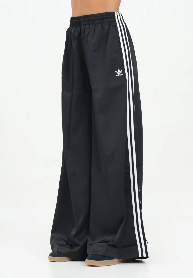 Adidas Originals Pantaloni sportivi Adicolor Satin Wide Leg nero da