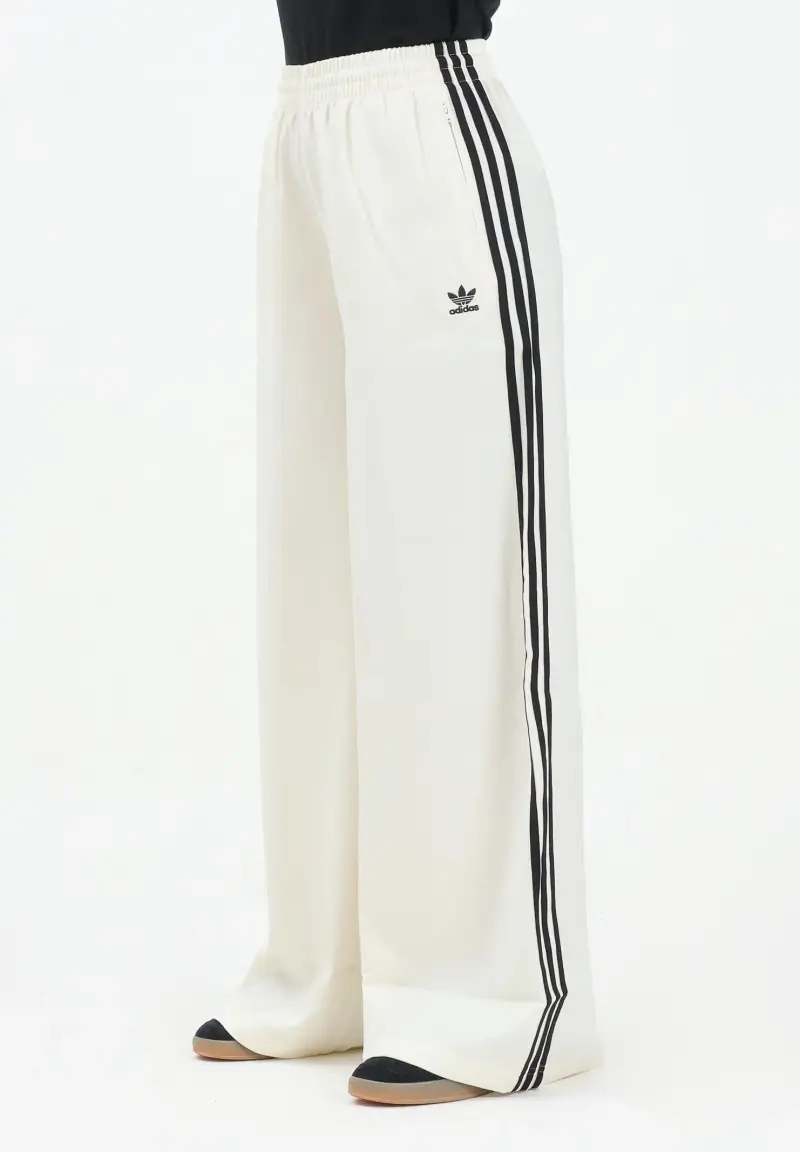 Adidas Originals Pantaloni sportivi satinati gamba larga panna da donna