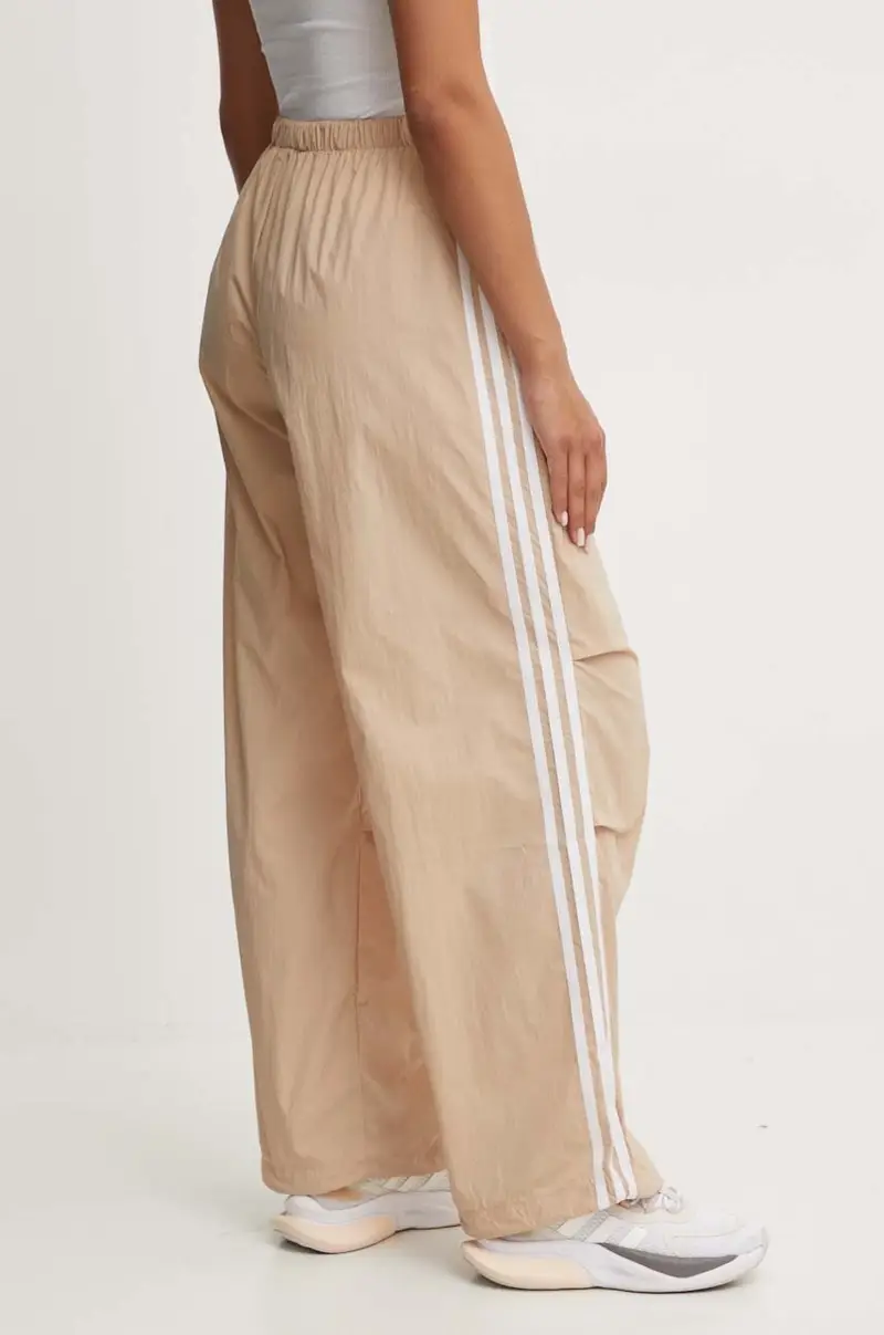 pantaloni della tuta colore beige con applicazione IY7252 miniatura 3