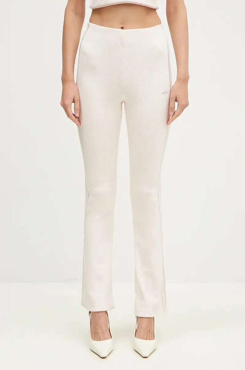 pantaloni della tuta Femme Galore Rib Flared Legging colore rosa con applicazione JN3023