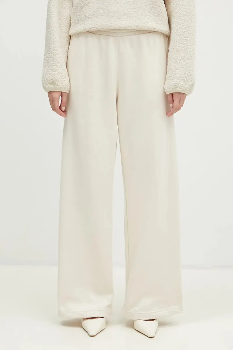 pantaloni della tuta Femme Galore Wideleg Fleece Pants colore beige JN3027