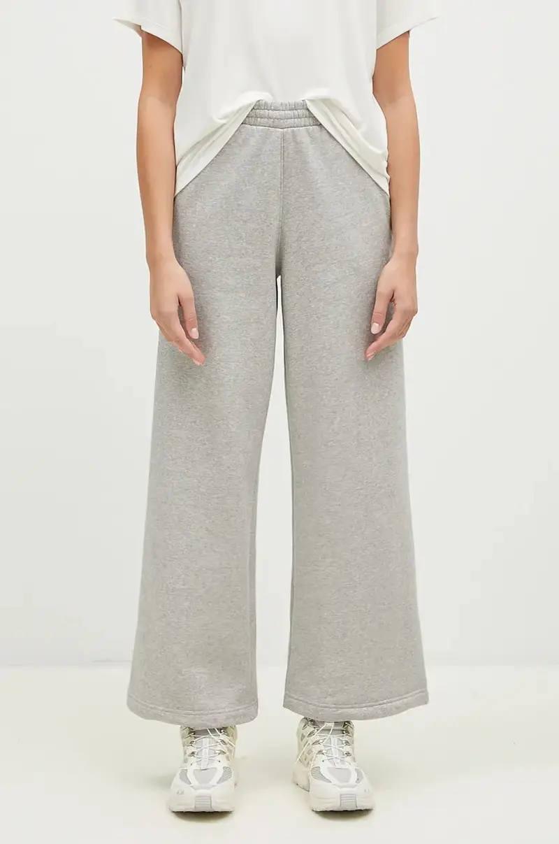 pantaloni della tuta Femme Galore Wideleg Fleece Pants colore grigio JN3028