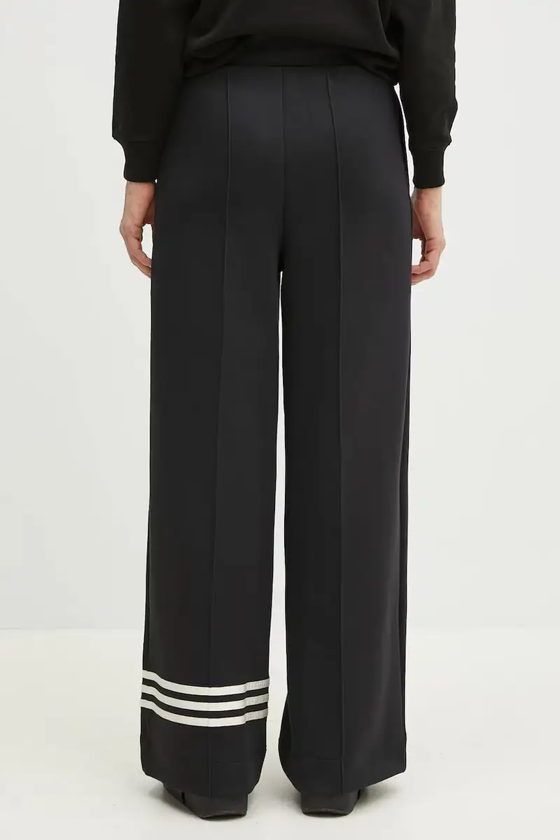 pantaloni della tuta Neuclassics colore nero con applicazione JI8516 miniatura 3