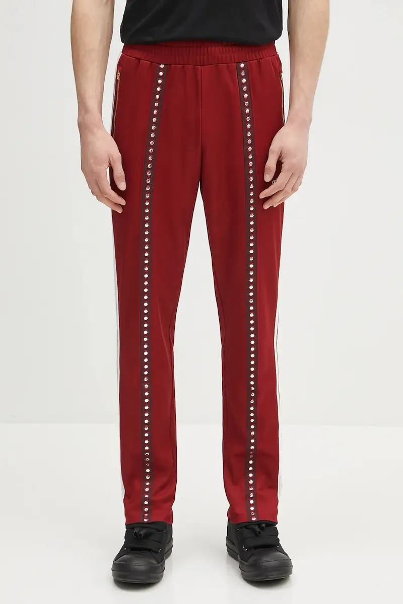 pantaloni tuta colore granata con applicazione KA4391