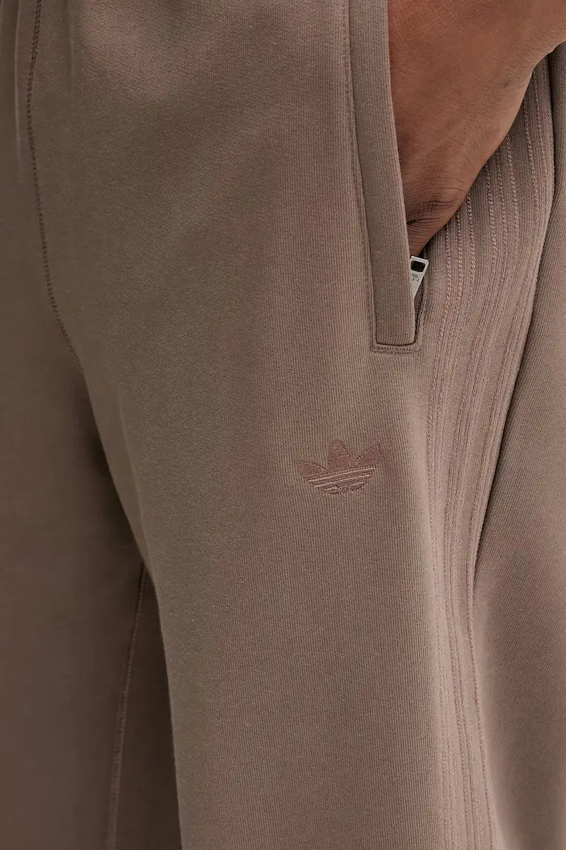 pantaloni tuta di cotone Ess Wide Pt uomo colore marrone JW1046 miniatura 4