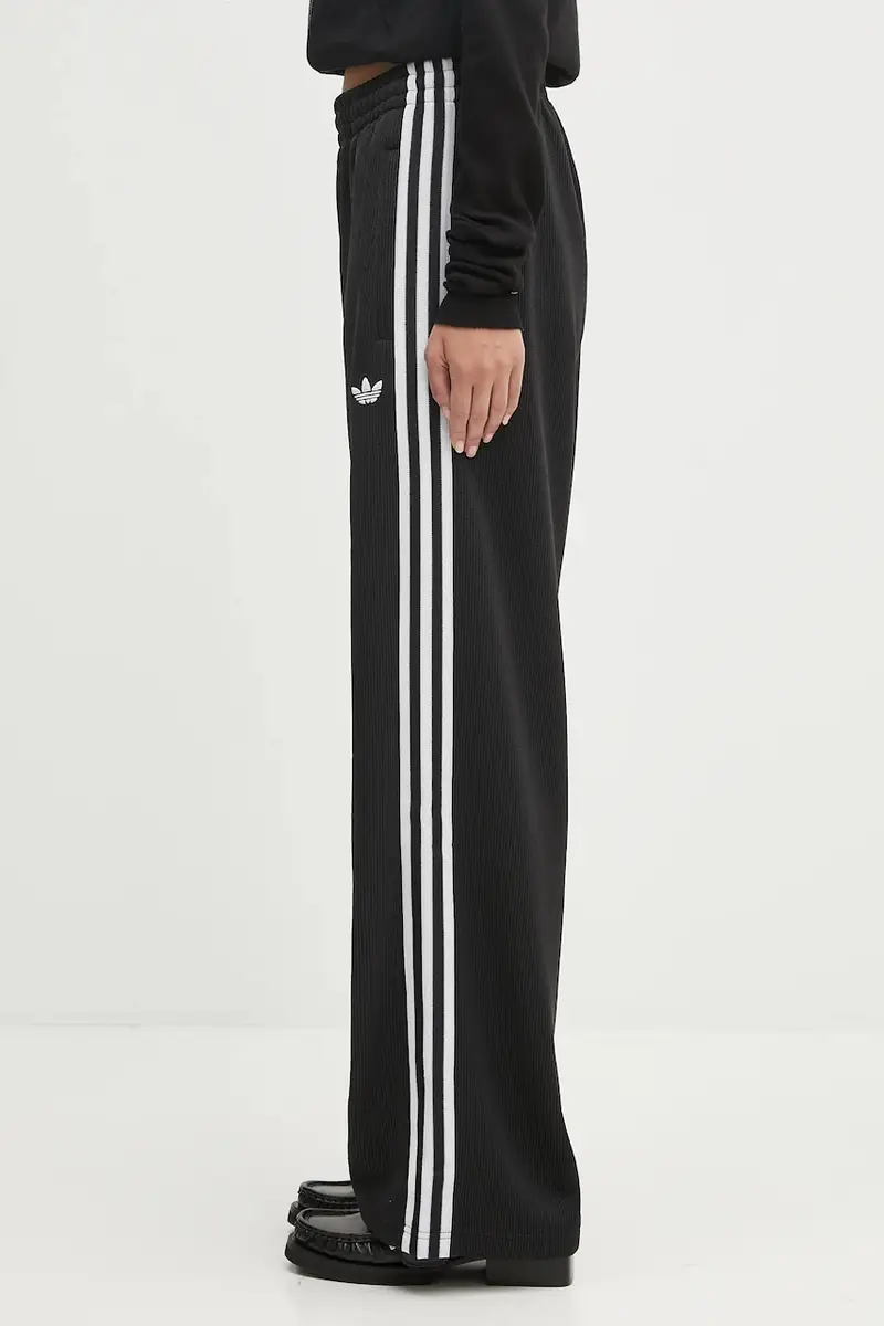 pantaloni tuta Firebird Tp donna colore nero con applicazione JV7525