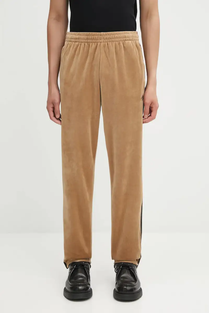 pantaloni tuta Sst Tp uomo colore verde con applicazione JX1556