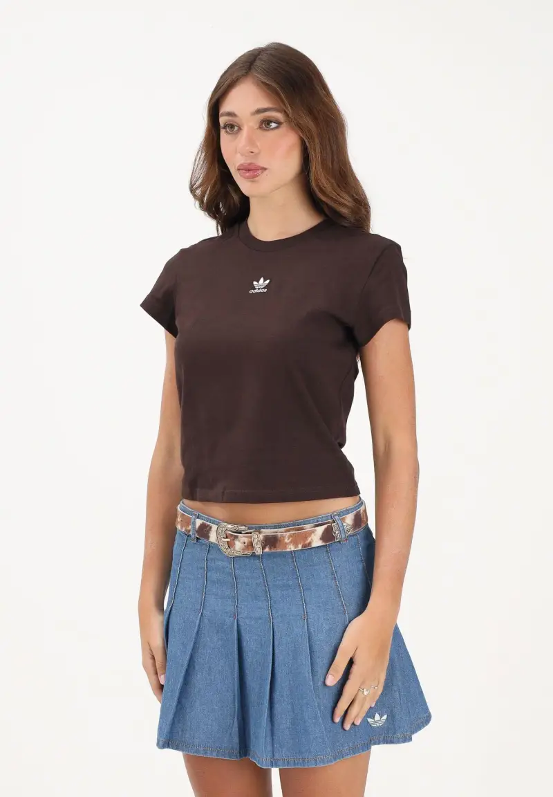 T-shirt a manica corta Essentials marrone da donna
