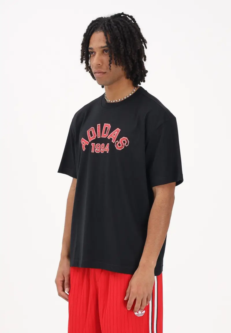 T-shirt a manica corta GFX VARSITY nera da uomo