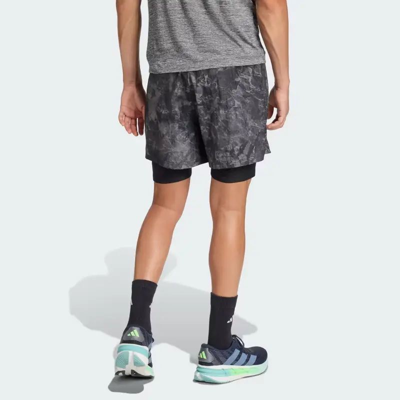 Pantaloncini Own The Run Spray Dye 2-in-1 Grey Four miniatura 2