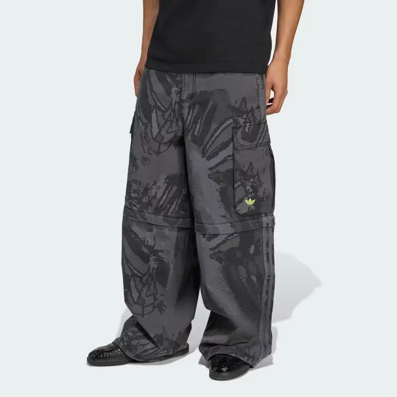 Adidas Pantaloni cargo Multicolore 3140430