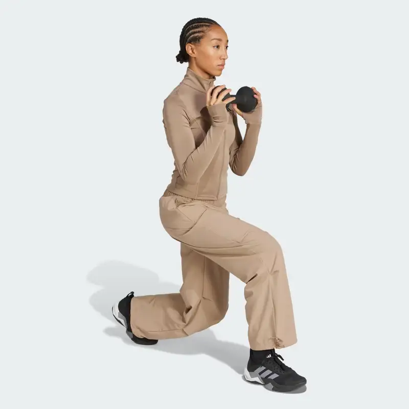 Pantaloni da allenamento essenziali in tessuto Chalky Brown miniatura 3