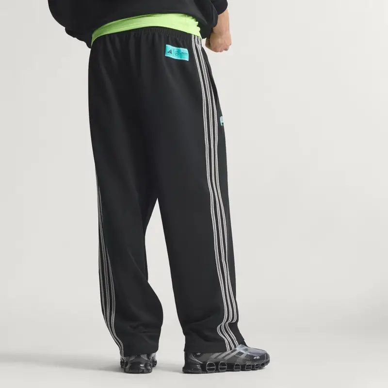 PANTALONI DA ALLENAMENTO MERCEDES-AMG PETRONAS FORMULA ONE TEAM LAS VEGAS Black miniatura 2