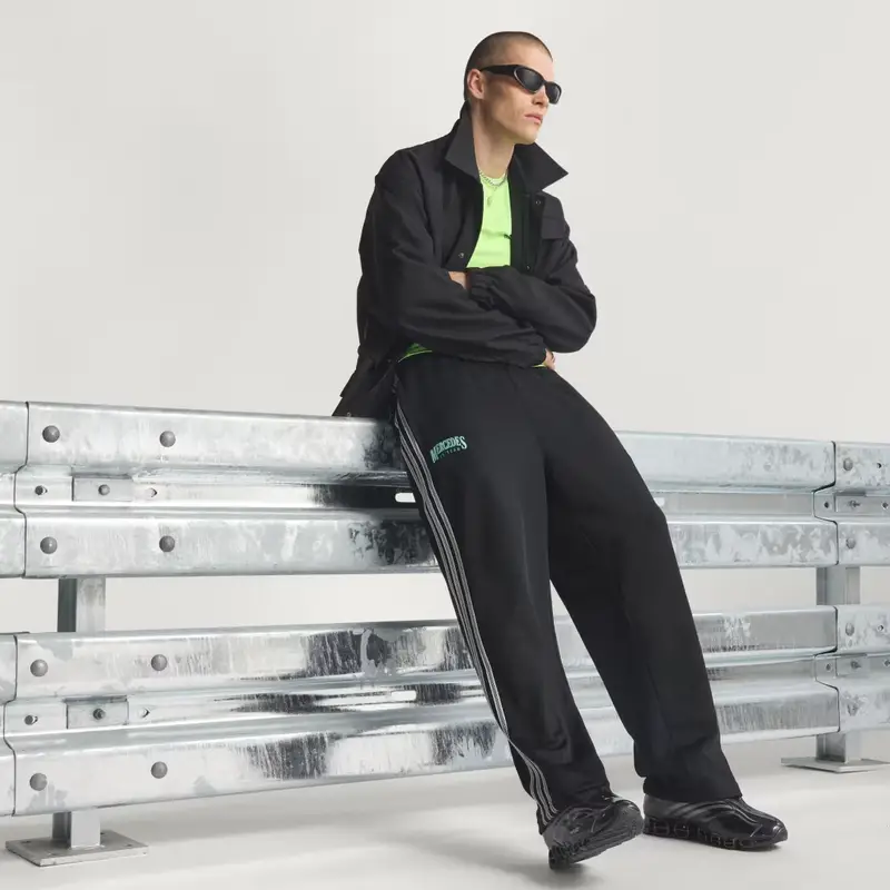 PANTALONI DA ALLENAMENTO MERCEDES-AMG PETRONAS FORMULA ONE TEAM LAS VEGAS Black