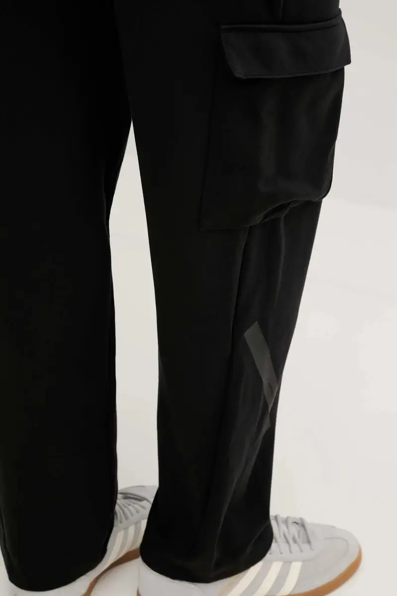 pantaloni tuta adidas x Z.N.E uomo colore nero JM6057 miniatura 4