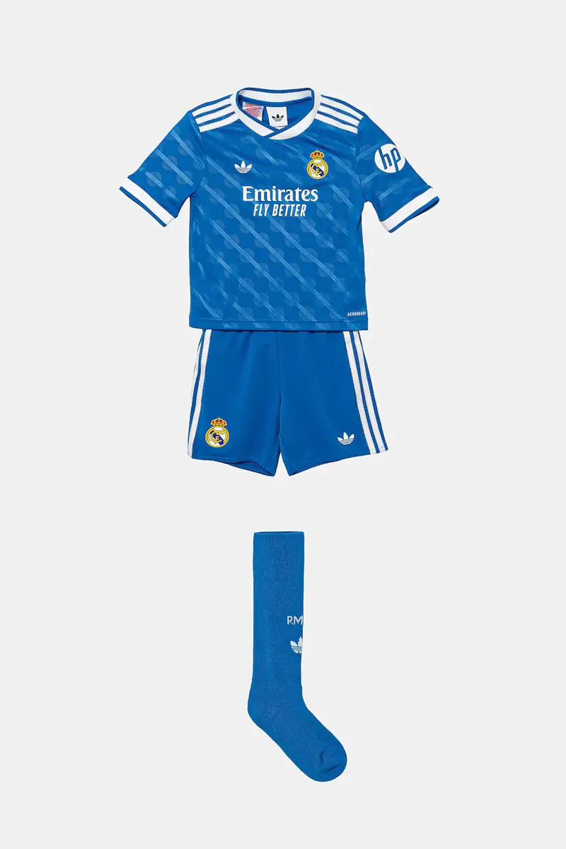 completo bambino/a REAL MADRID colore blu JN8909