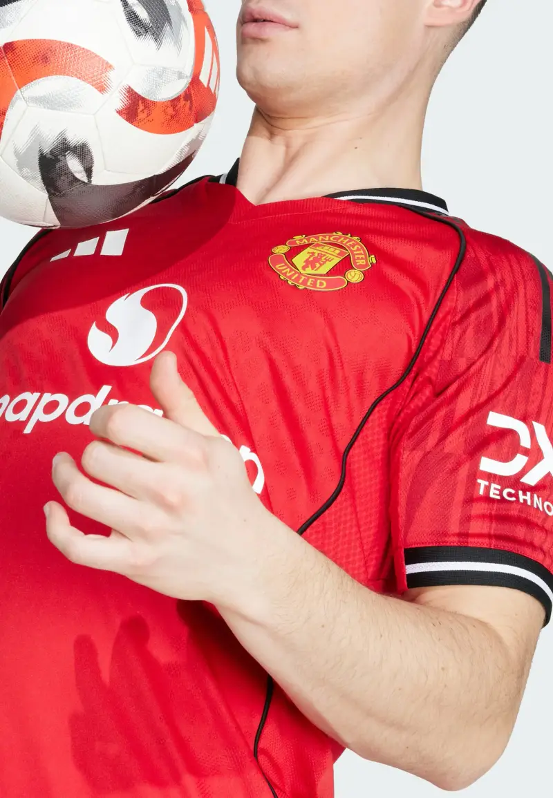 Maglia trikot 'Manchester United 25/26 Authentic' giallo oro / rosso / nero / bianco miniatura 3
